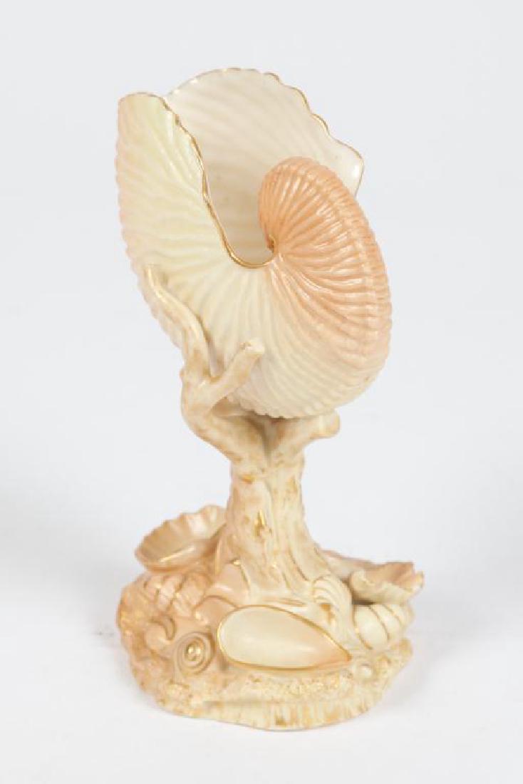 1903 ROYAL WORCESTER BLUSH NAUTILUS FORM VASE (1 of 3)