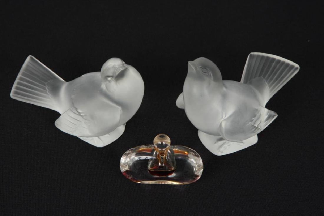 PAIR OF LALIQUE BIRDS AND TIFFANY PERFUME (1 of 5)