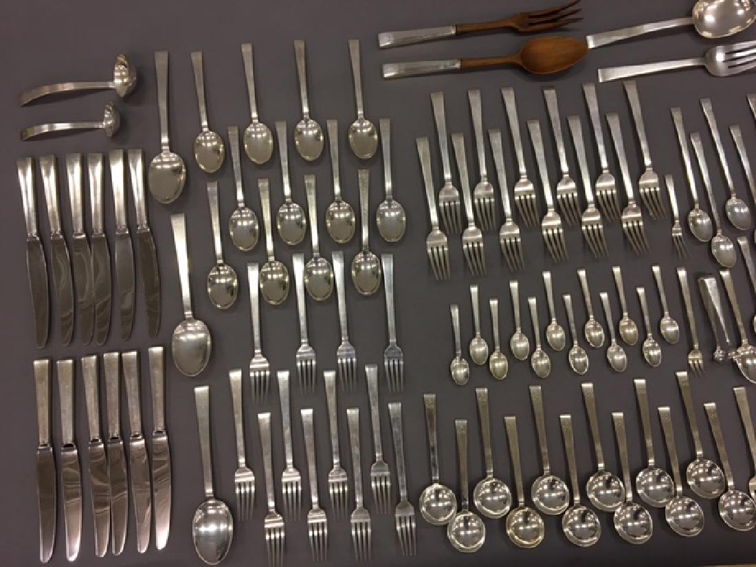 (140) PIECE INTERNATIONAL STERLING SILVER FLATWARE (1 of 8)