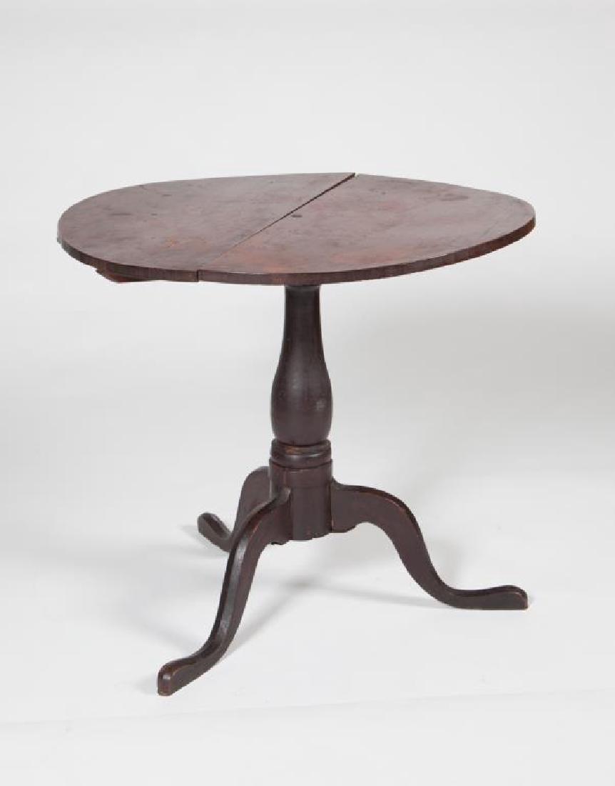 (18th c) CHIPPENDALE MAHOGANY TILT TOP TEA TABLE (1 of 5)