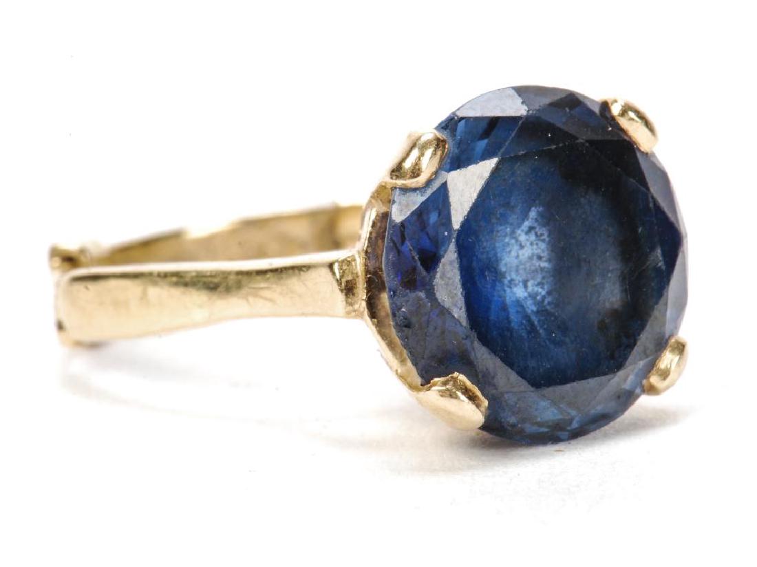 14k GOLD SYNTHETIC SAPPHIRE COCKTAIL RING (1 of 6)