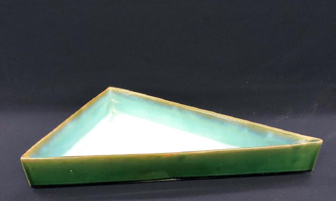 LOW CHINESE CERAMIC PLANTER SIGNED Glazed earthenware. (1 of 5)