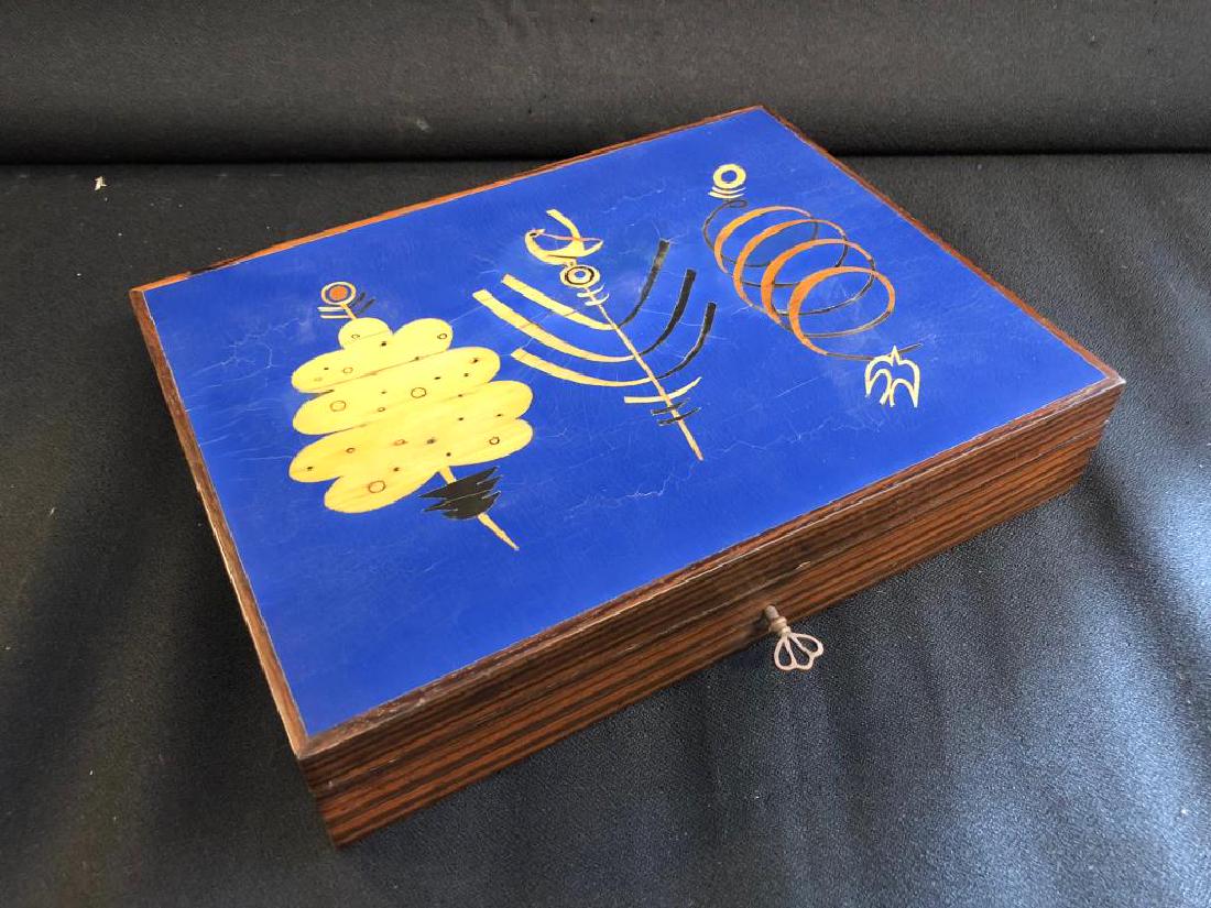 INLAID EARLY 20th c DESIGNER HUMIDOR (1 of 4)