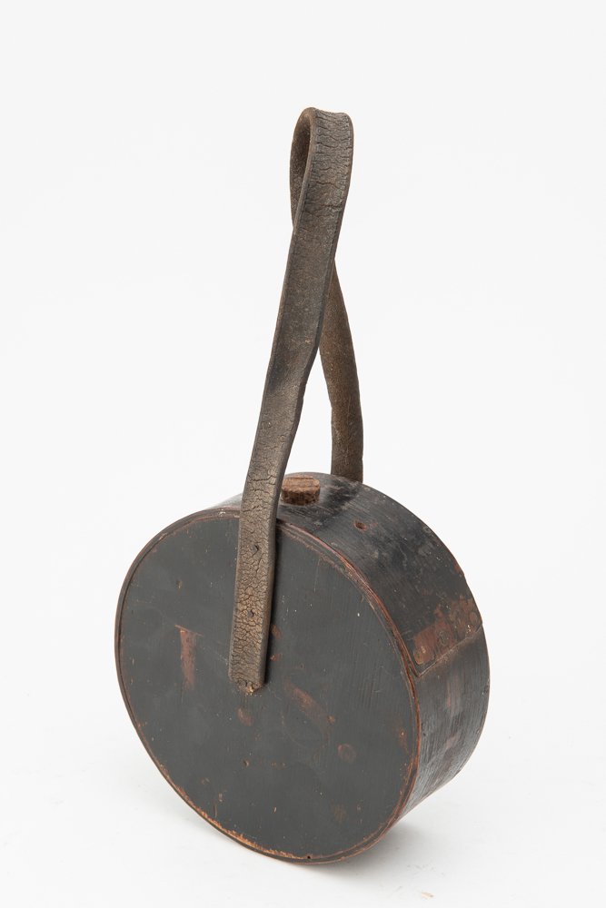 UNION CIVIL WAR ERA CANTEEN IN OLD PAINT (1 of 5)