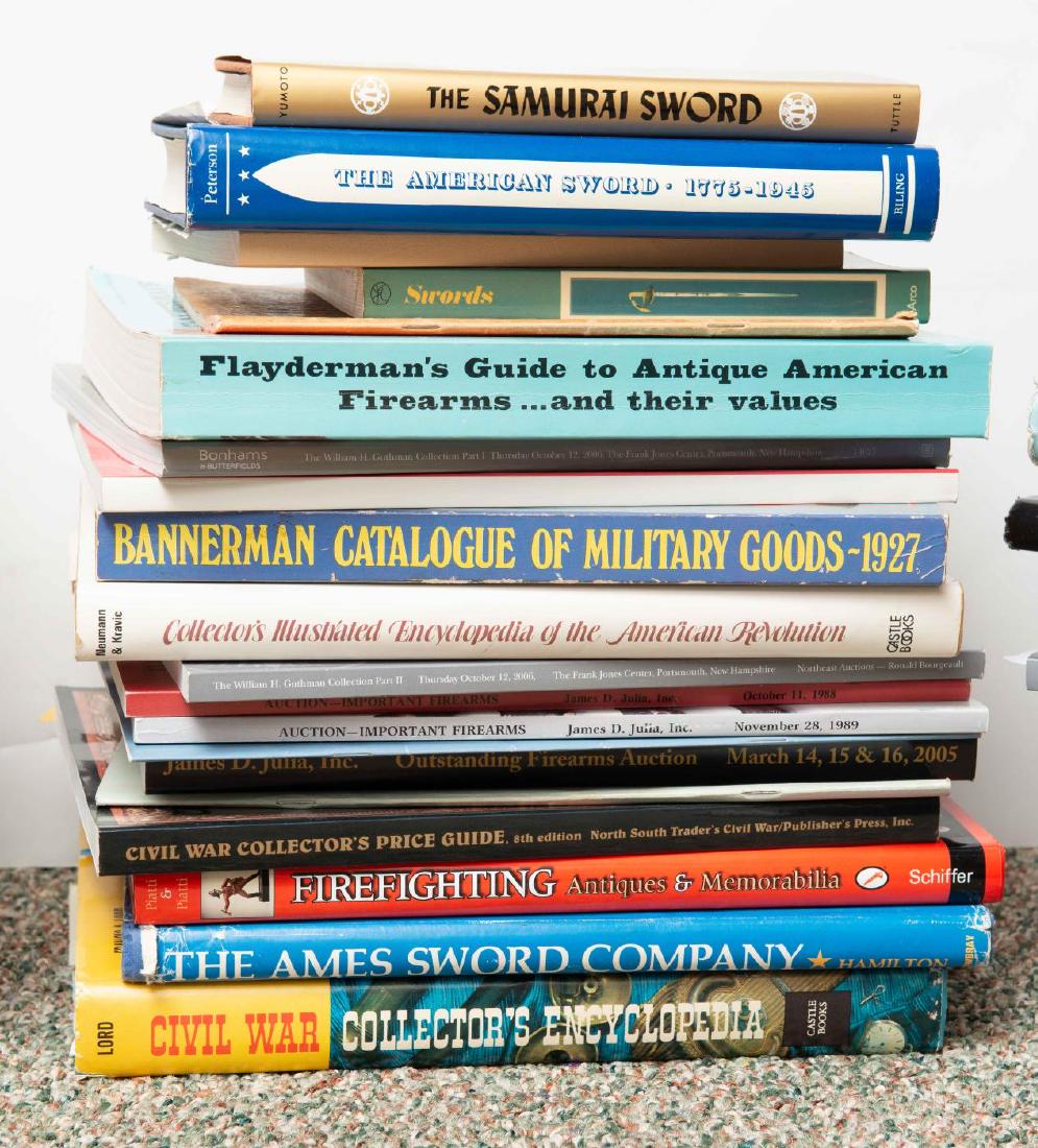 LOT OF BOOKS - CIVIL WAR & WEAPONS (1 of 1)