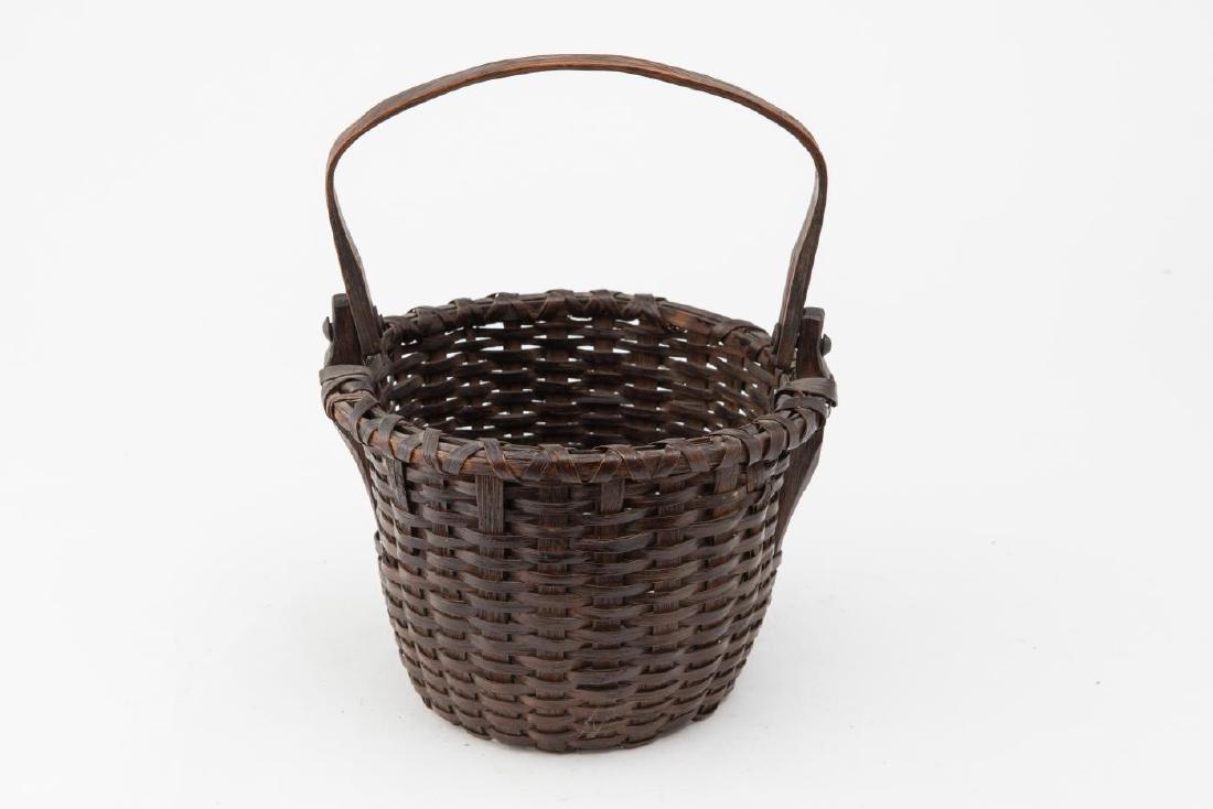 19TH c SWING HANDLED EGG BASKET (1 of 5)