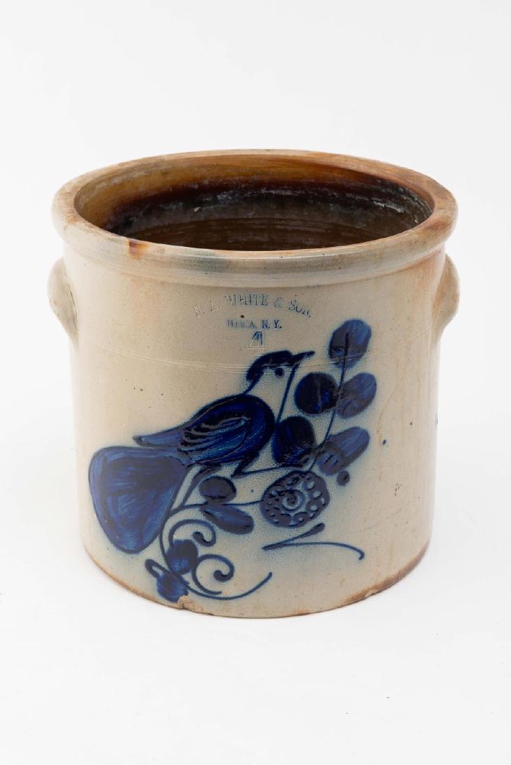 N.A. WHITE & SON UTICA N.Y. STONEWARE CROCK (1 of 4)