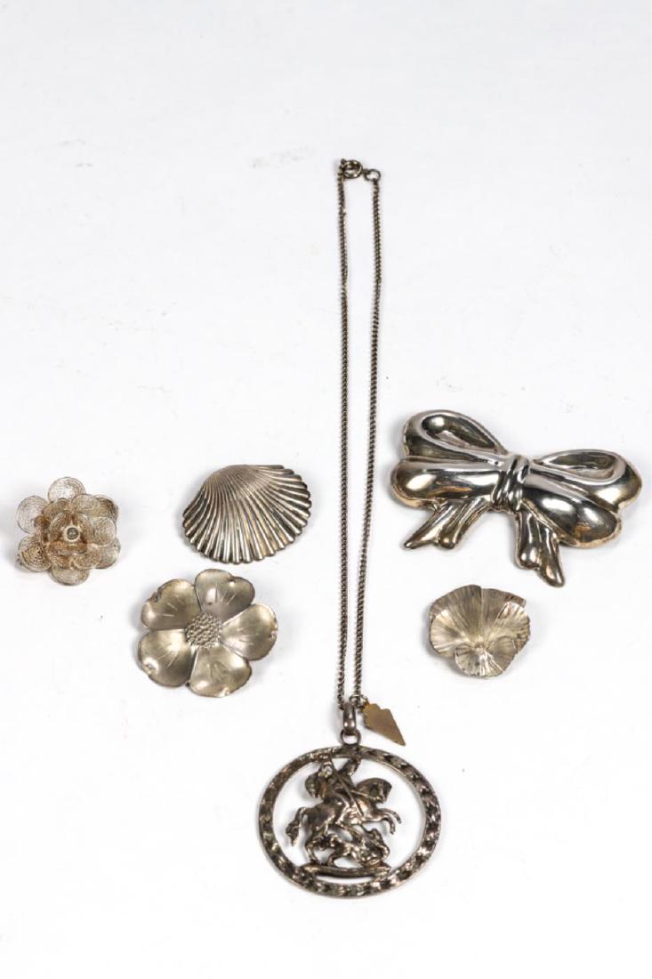 LOT OF STERLING SILVER PINS, BROOCHES AND PENDANT (1 of 8)