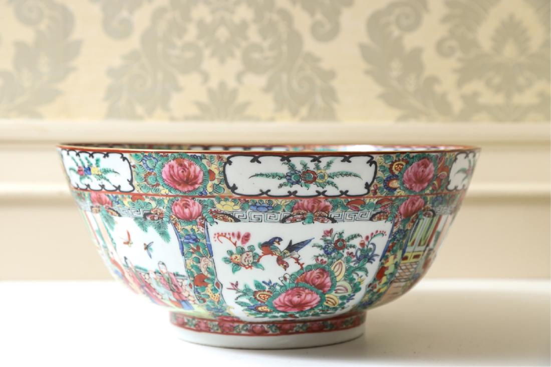 EARLY (20th c) ROSE MEDALLION PUNCH BOWL: 15 inches (diameter)