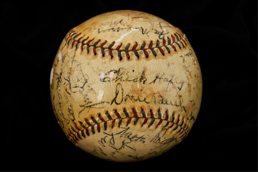 1933 CINCINNATI REDS SIGNED BASEBALL: Reach Official American League Ball baseball with blue and red stitching and (18) Cincinnati Reds signatures (5) of which being Hall of Fame members including: Chick Hafey ( HOF), Ernie Lombardi (HOF)