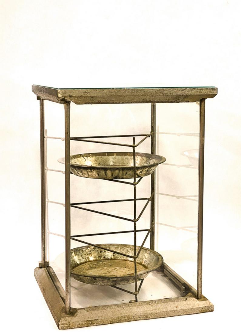 TABLE TALK PIE DISPLAY (1 of 8)