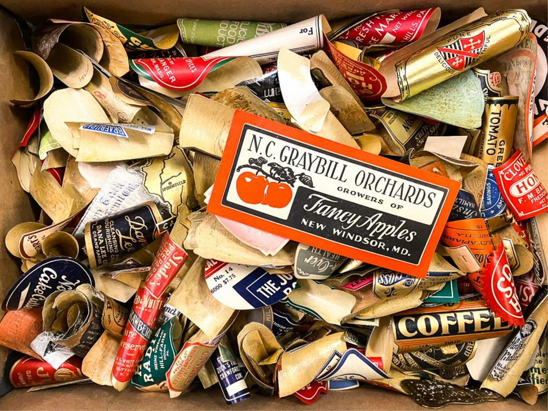OVER (350) VINTAGE ADVERTISING LABELS (1 of 8)