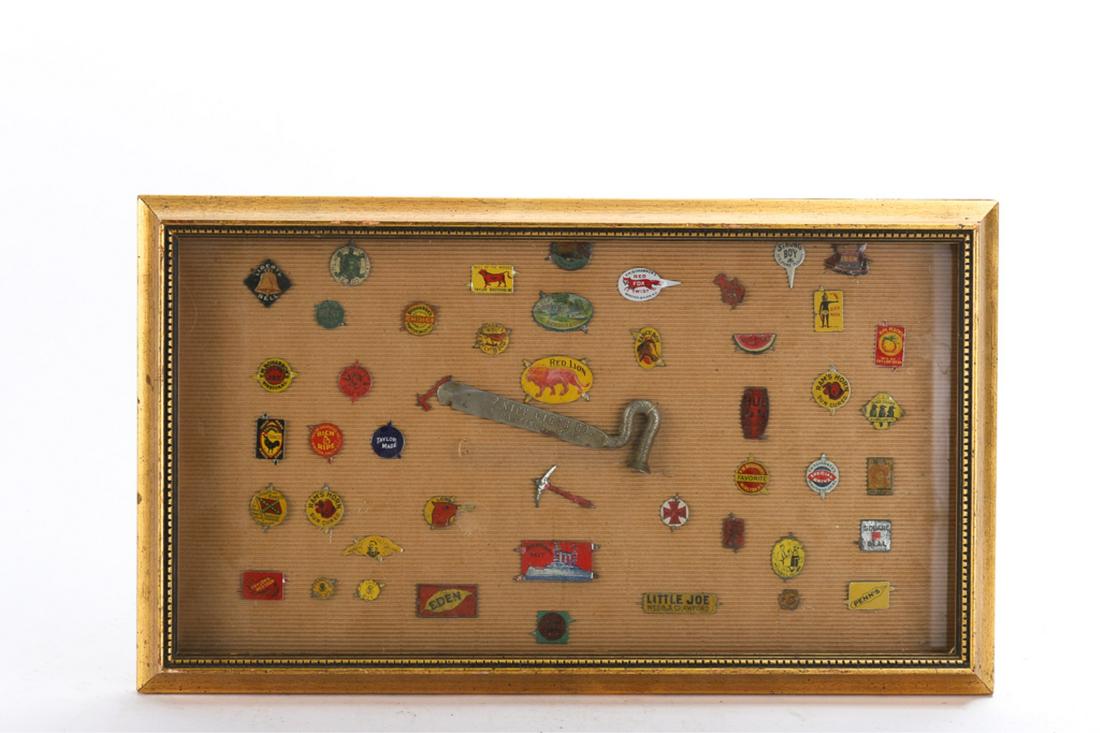 ANTIQUE TIN CIGAR TAG SHADOW BOX (1 of 6)