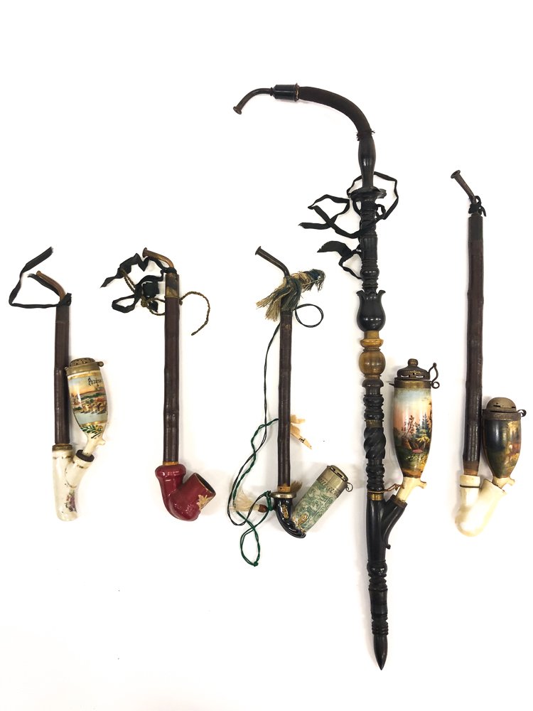 (5) ANTIQUE CERAMIC AND WOOD SMOKING PIPES (1 of 5)