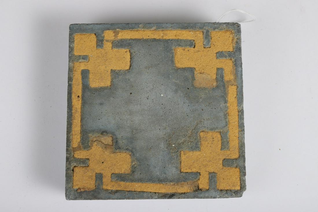EXTREMELY RARE/ EARLY MARBLEHEAD POTTERY TILE: Inlayed glazed and pigmented contrasting cement. 6 ¼ x 6 ¼ inches. Unmarked. Note: Harriett Bull’s collection of early Marblehead Pottery comes from family members directly connected to the Devere