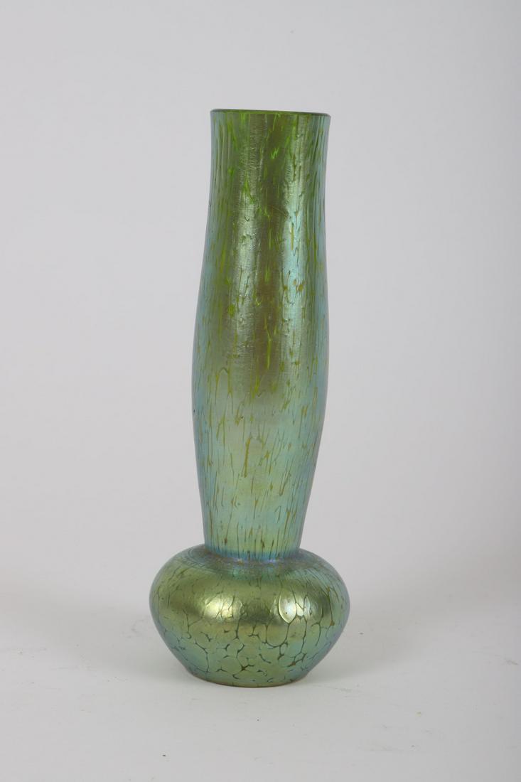 ANTIQUE IRIDESCENT ART GLASS VASE att. LOETZ: Unsigned. 8 inches