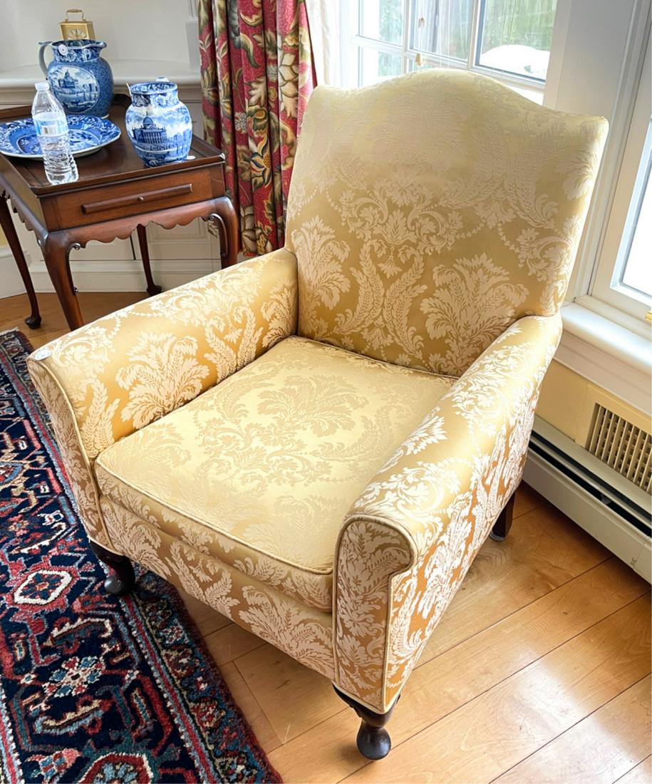 QUEEN ANNE STYLE UPHOLSTERED CHAIR: 20th century with a gold silk damask, raised of short cabriole frontal legs, 36 x 29 x 29 inches