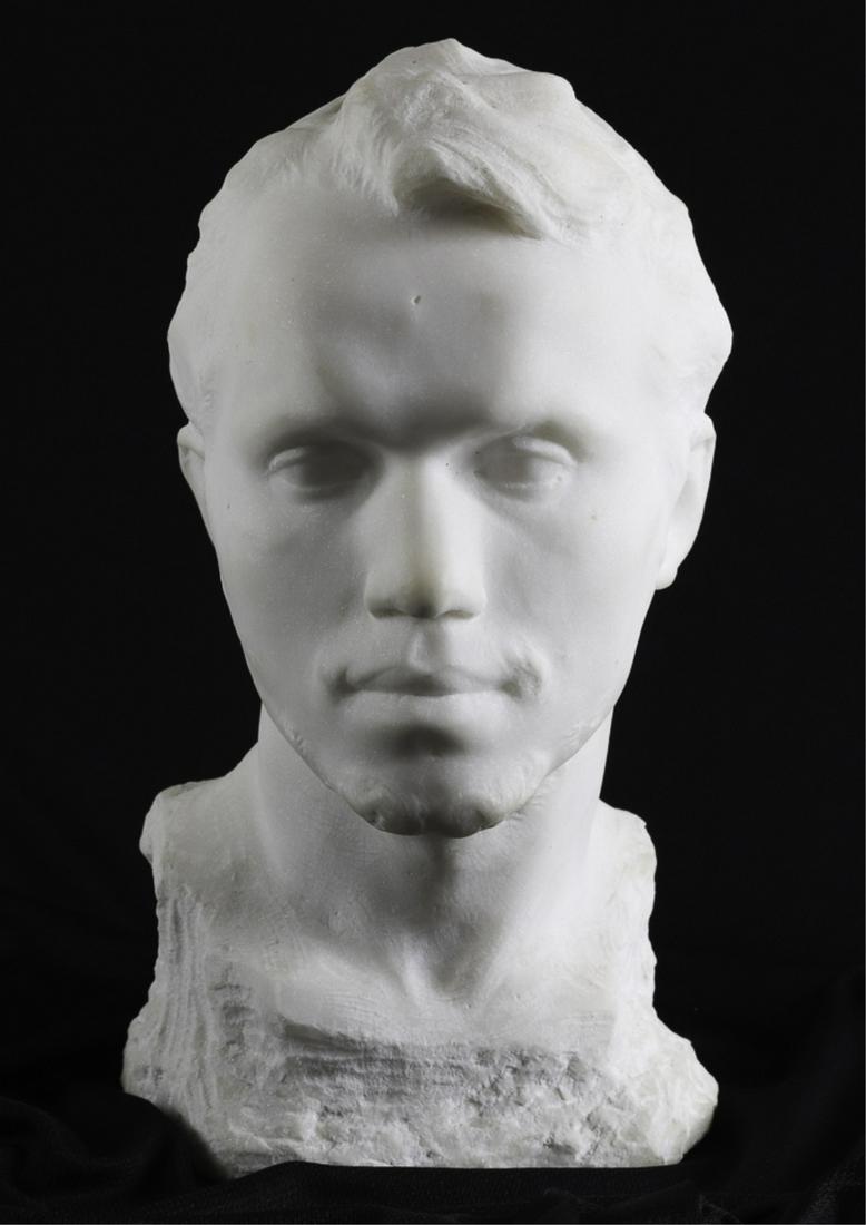 ARTHUR DUPON (1890 - 1972): Bust of Jean Paul Verees marble. 15 inches. signed. Note: Jean Paul Verees was a contemporary Belgium artist of the artist. Condition: Good Temp No 6084