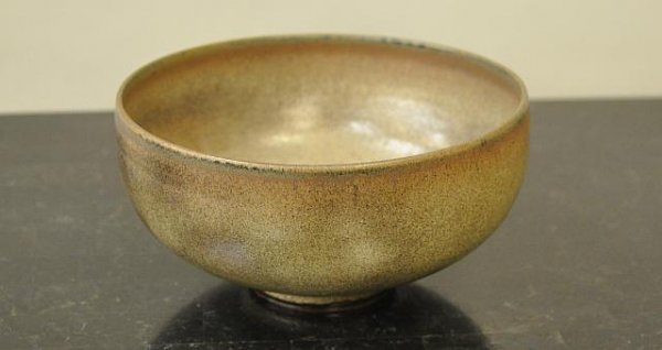 Edwin & Mary brown Scheier pottery bowl: Edwin & Mary brown Scheier pottery bowl. Height: 3 1/4 in. Diameter: 6 1/2 in.