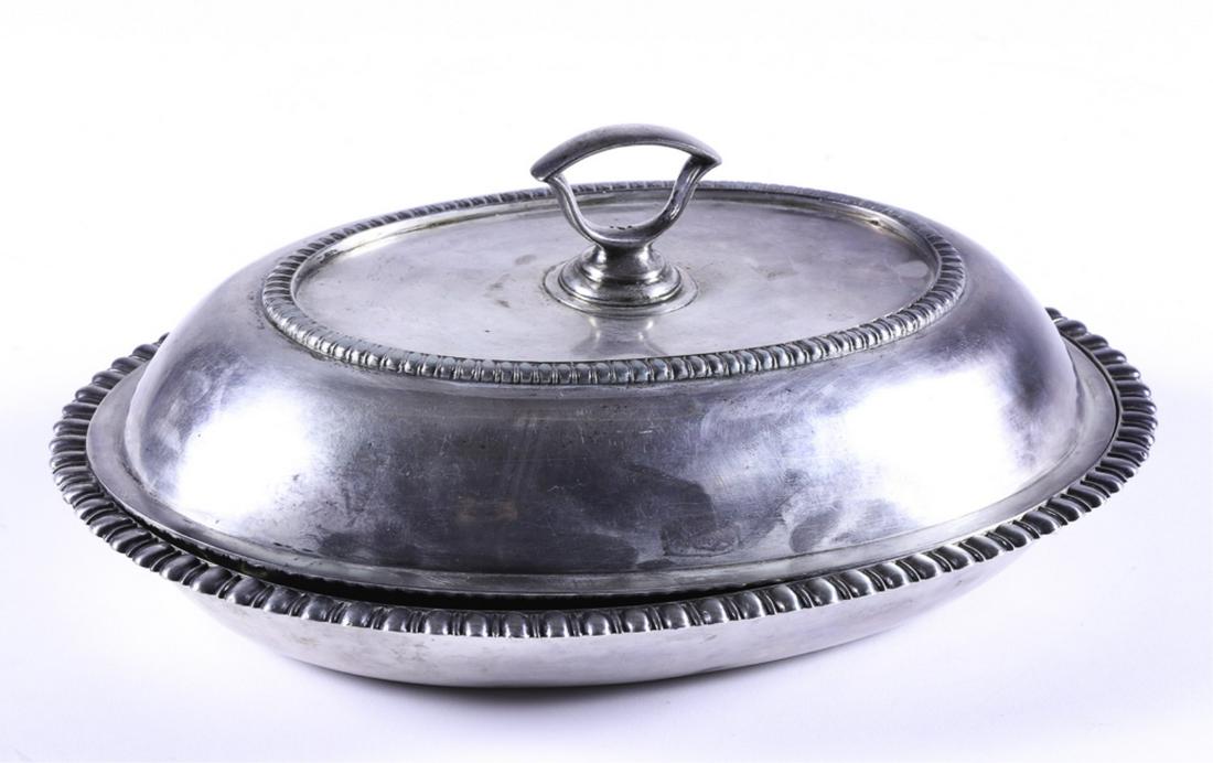 BIGELOW BROS. & KENNARD COIN SILVER COVERED DISH (1 of 9)