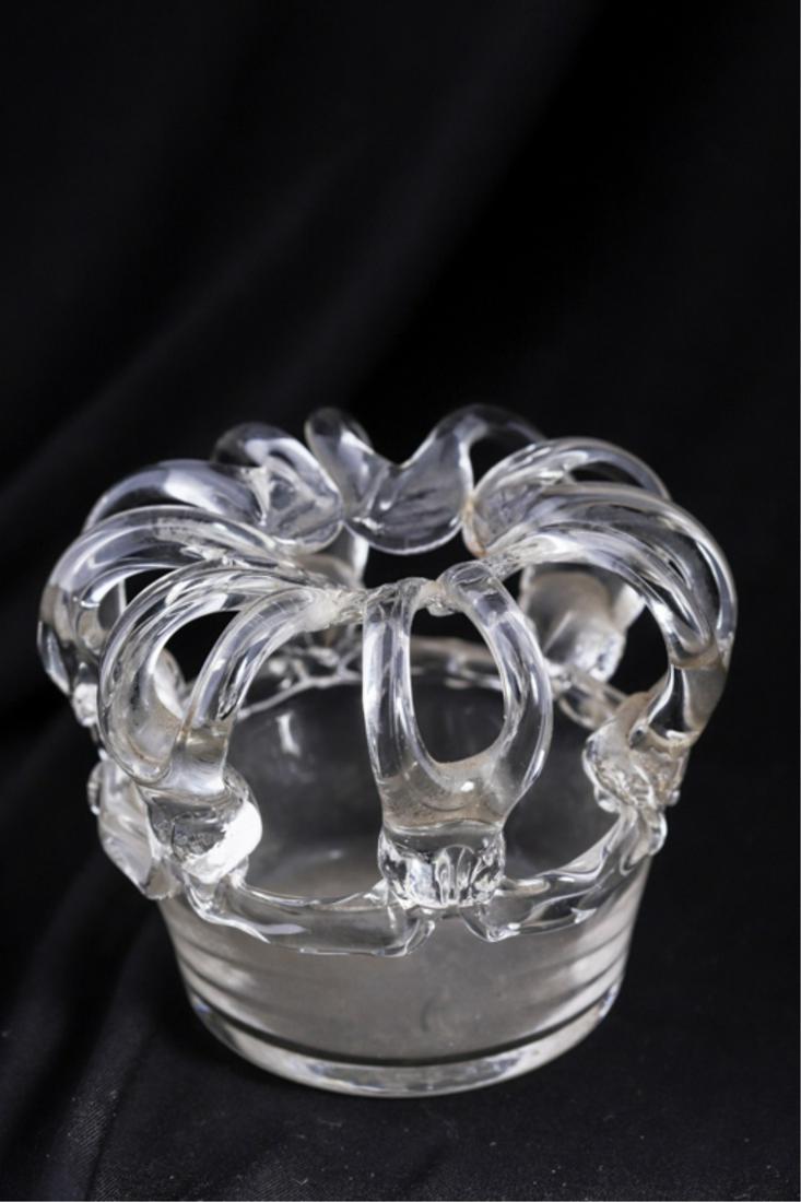 (19th c) BLOWN GLASS BRIDES CROWN VASE (1 of 7)