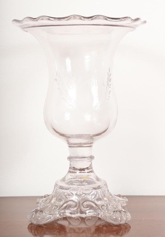 VICTORIAN BLOWN MOLDED GLASS VASE "CELESTIA" (1 of 4)