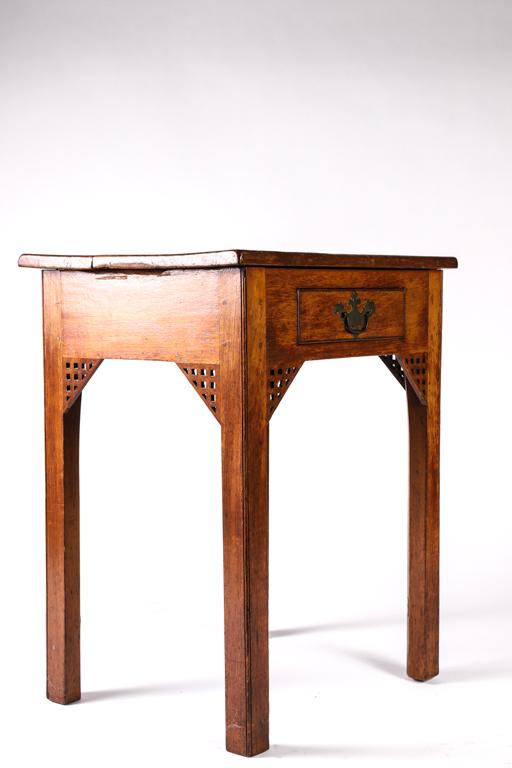 CHIPPENDALE MAHOGANY (1) DRAWER STA ND: Molded drawer with original brass pull, straight molded legs and pierced returns. 26 x 21 x 16 1/2 inches