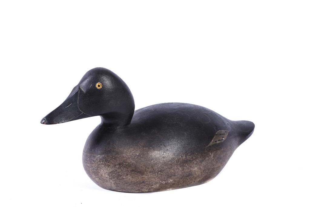 ANTIQUE WORKING GOLDENEYE HEN DECOY (1 of 7)