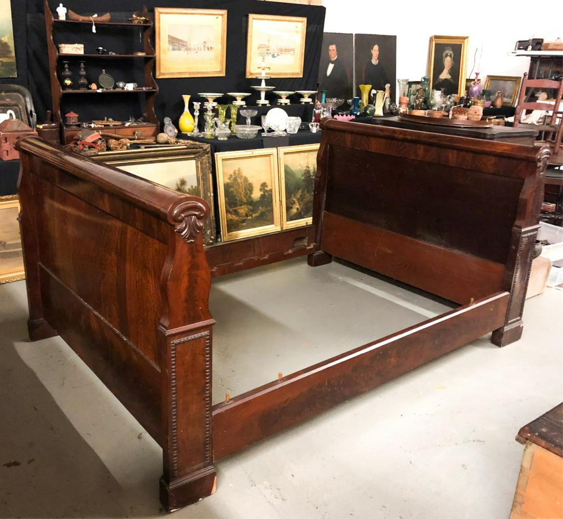 TRANSITIONAL AMERICAN VICTORIAN SLEIGH BED (1 of 9)