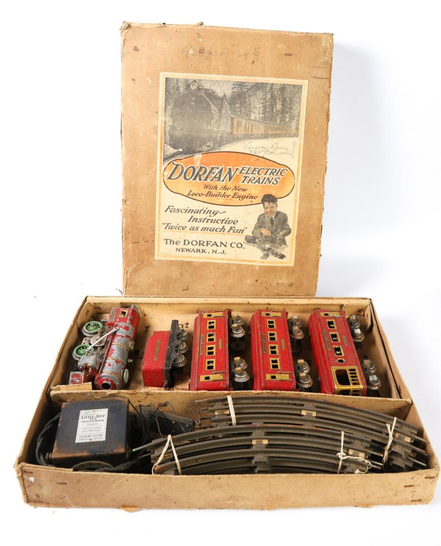 DORFAN O-GAUGE TRAIN SET IN BOX (1 of 13)