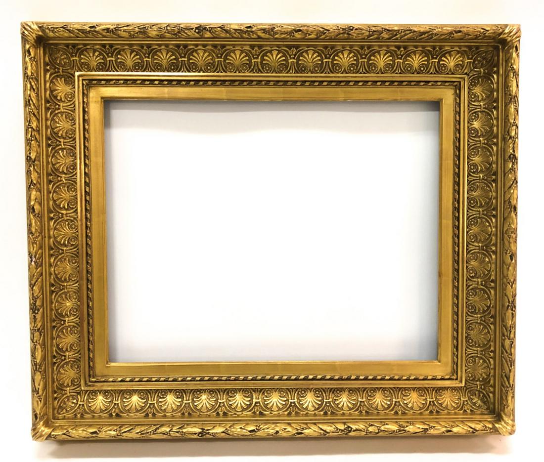 GILT LEAF & BERRY COVE MOLDED PICTURE FRAME (1 of 3)
