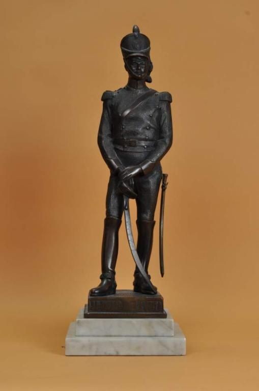 Bronze soldier with drawn sword, "De Buenos Aires: Bronze soldier with drawn sword, "De Buenos Aires A Quito". Height: 16 in.