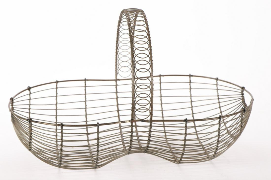 WIRE BUTTOCK BASKET: 13 x 12 x 20 inches