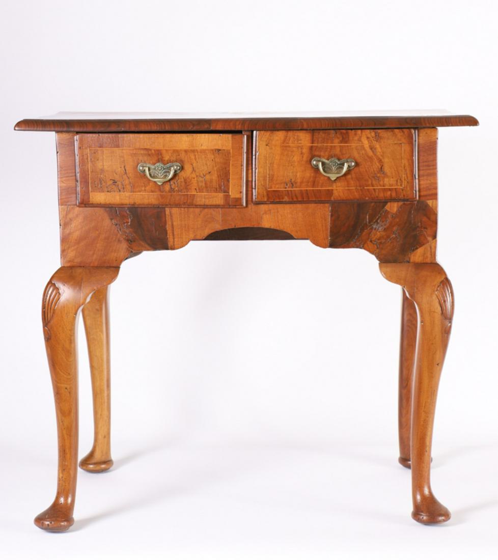 DIMINUTIVE QUEEN ANNE DRESSING TABLE: Molded banded top with book-matched veneer, over string inlaid molded drawers, shaped apron and shell carved cabriole legs with pad feet. 26 1/2 x 30 x 18 inches