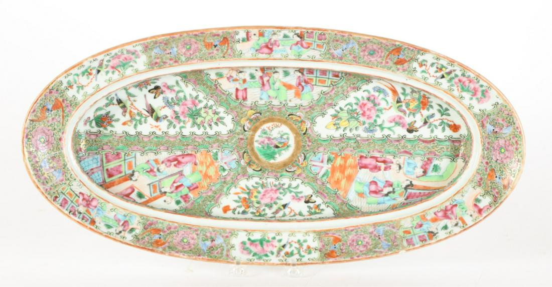 (19th c) ROSE MEDALLION FISH PLATTER: In (2) parts: Platter decorated with alternating panels of mandarin scenes, and a pierced strainer decorated with scattered sprigs of flowers and central panels. 2 x 9 1/2 x 20 inches