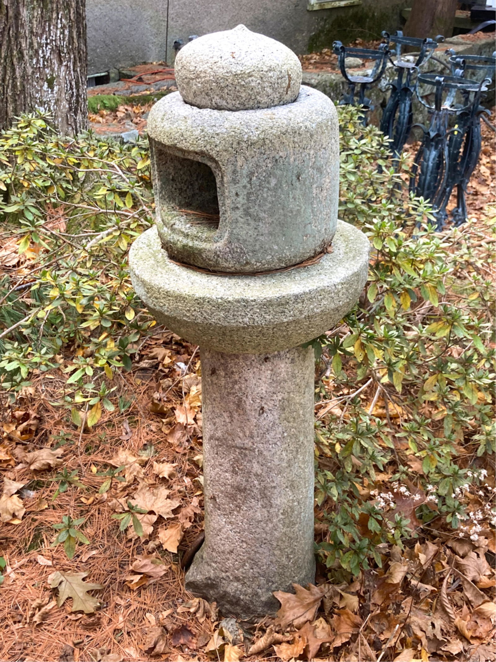ASIAN GRANITE (3) PIECE LANTERN & POST (1 of 6)