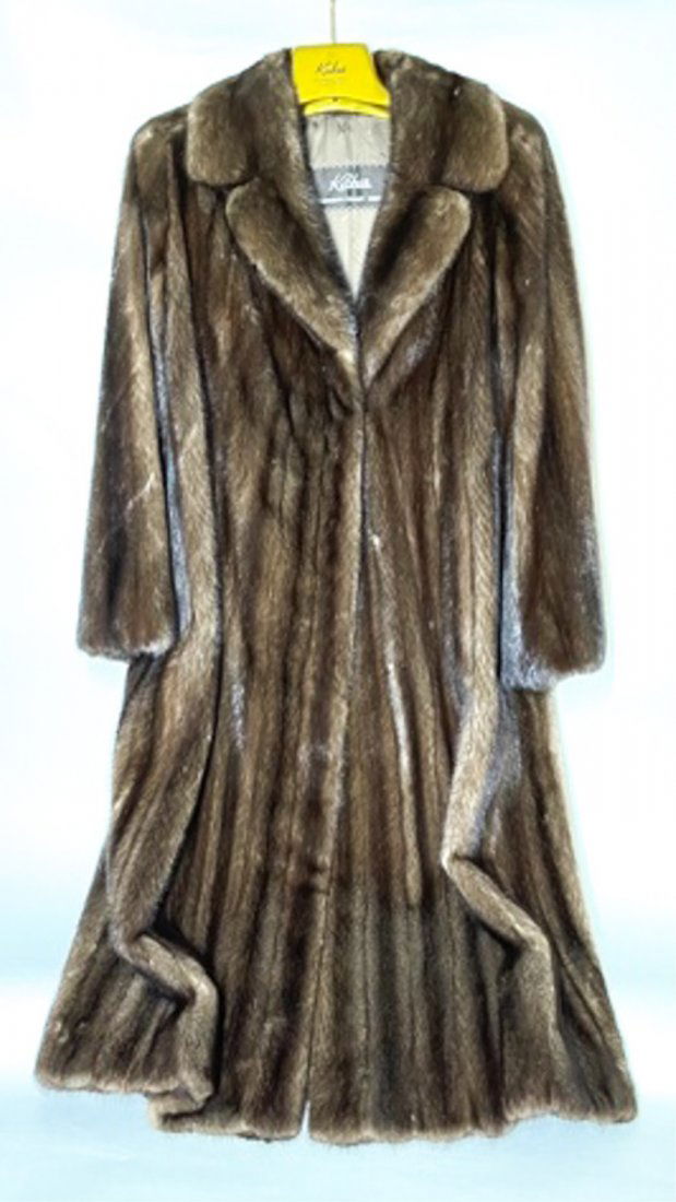 LADIES FULL LENGTH MINK COAT (1 of 6)