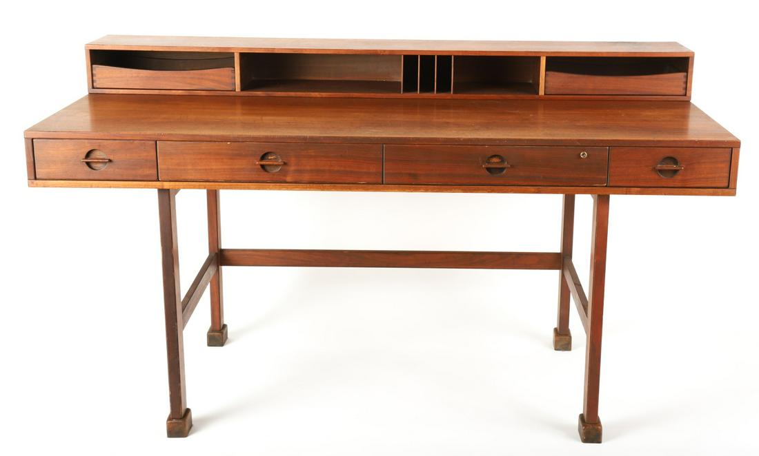 PETER LOVIG NIELSEN MAHOGANY & ROSEWOOD DESK (1 of 17)