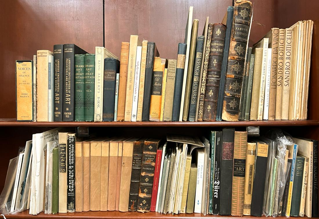 LARGE COLLECTION OF BOOKS ON FINE ART (1 of 8)