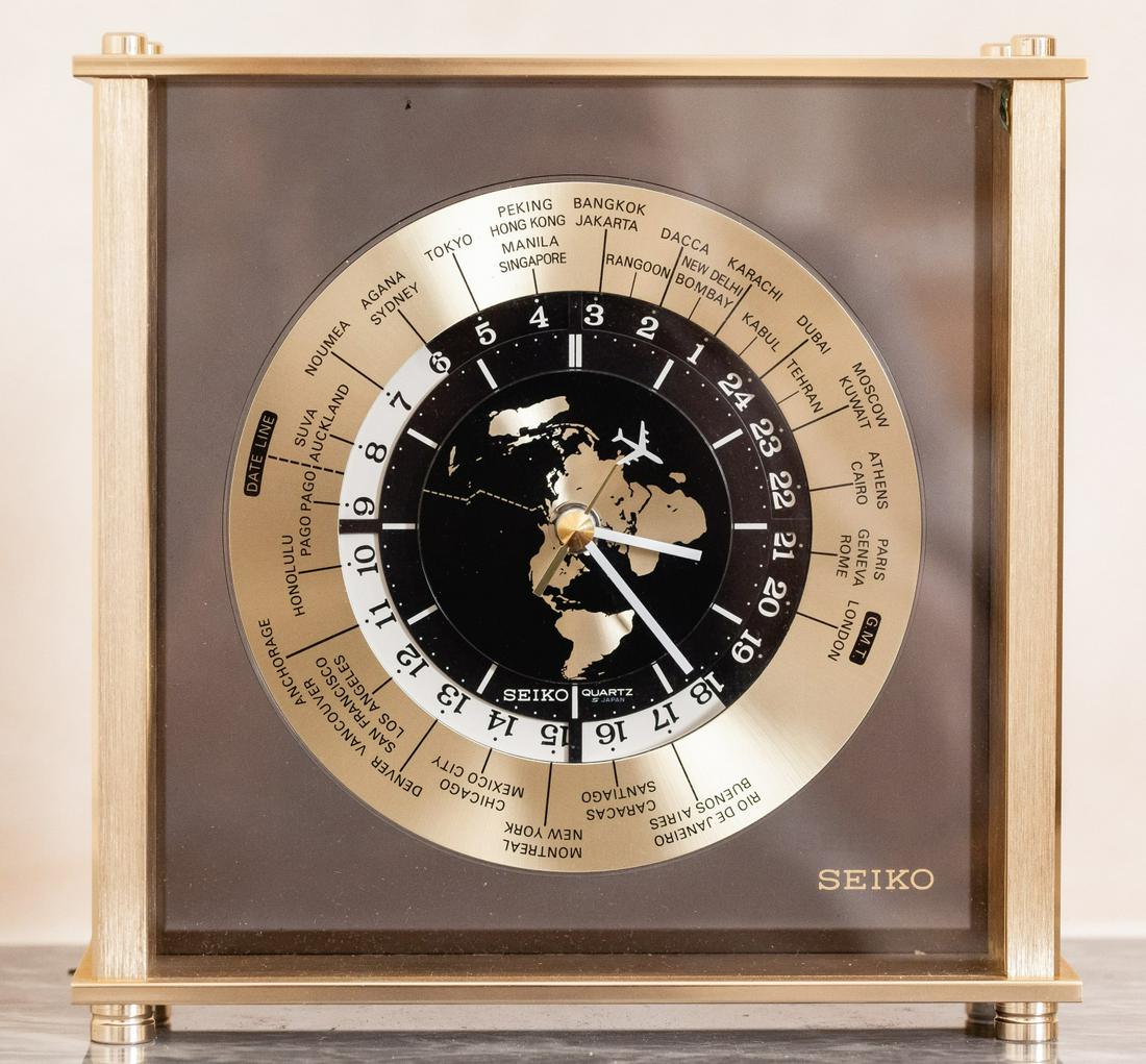 SEIKO WORLD TIME ZONE CLOCK (1 of 5)