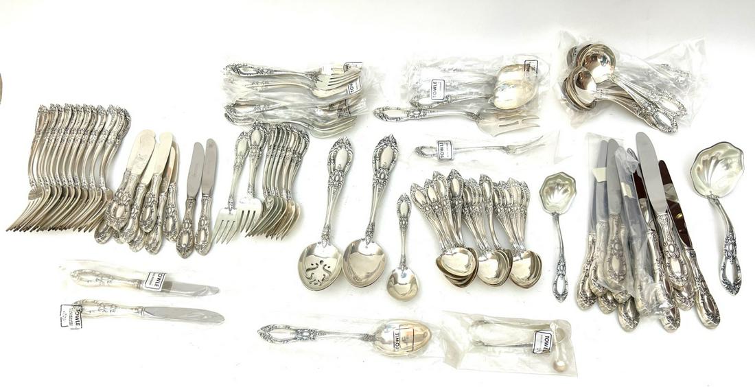 TOWLE "KING RICHARD" STERLING SILVER FLATWARE SET (1 of 7)