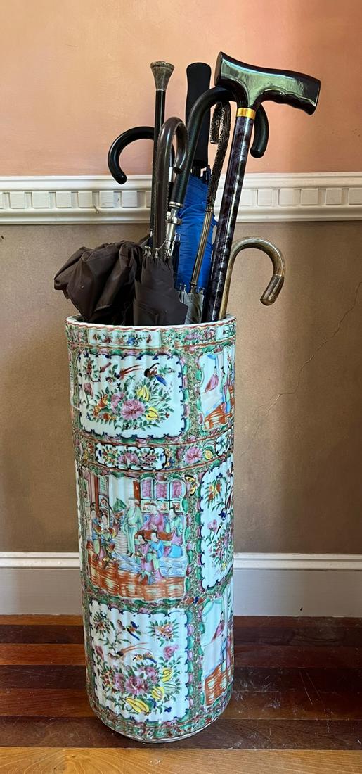 (8) UMBRELLAS, MINI UMBRELLA & (1) ADJUSTIBLE CANE: 35 inches (and under)Temp No 447