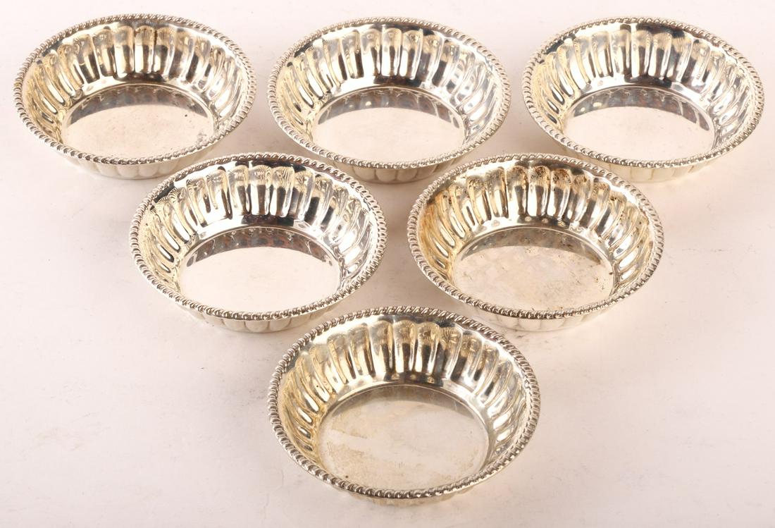(6) STERLING SILVER NUT CUPS with FLUTED FONTS (1 of 5)