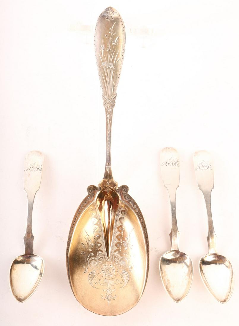 STERLING SILVER BERRY SCOOP & (3) COIN TEASPOONS (1 of 10)