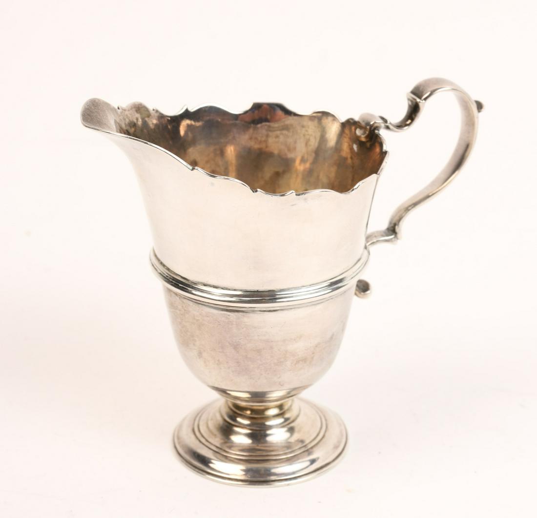 JOHN & FRANK PAIRPOINT STERLING SILVER CREAMER: 4 inches 4.8 troy ounces Condition: GoodTemp No 190a