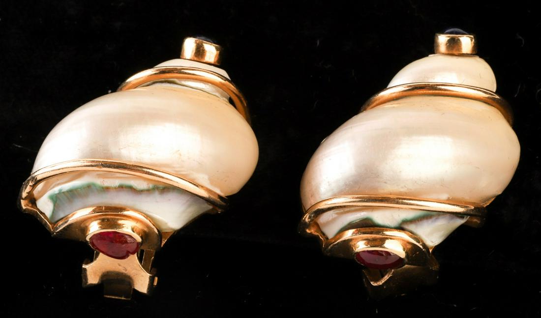 SEAMAN SCHEPPS 14k GOLD TURBO SHELL EARCLIPS (1 of 8)
