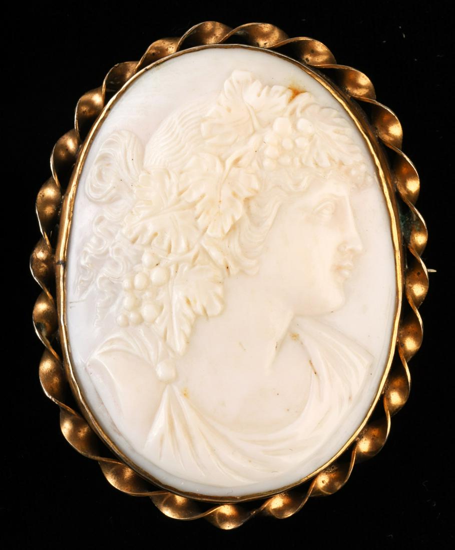 VICTORIAN SHELL CAMEO BROOCH with BACCHUS (1 of 9)