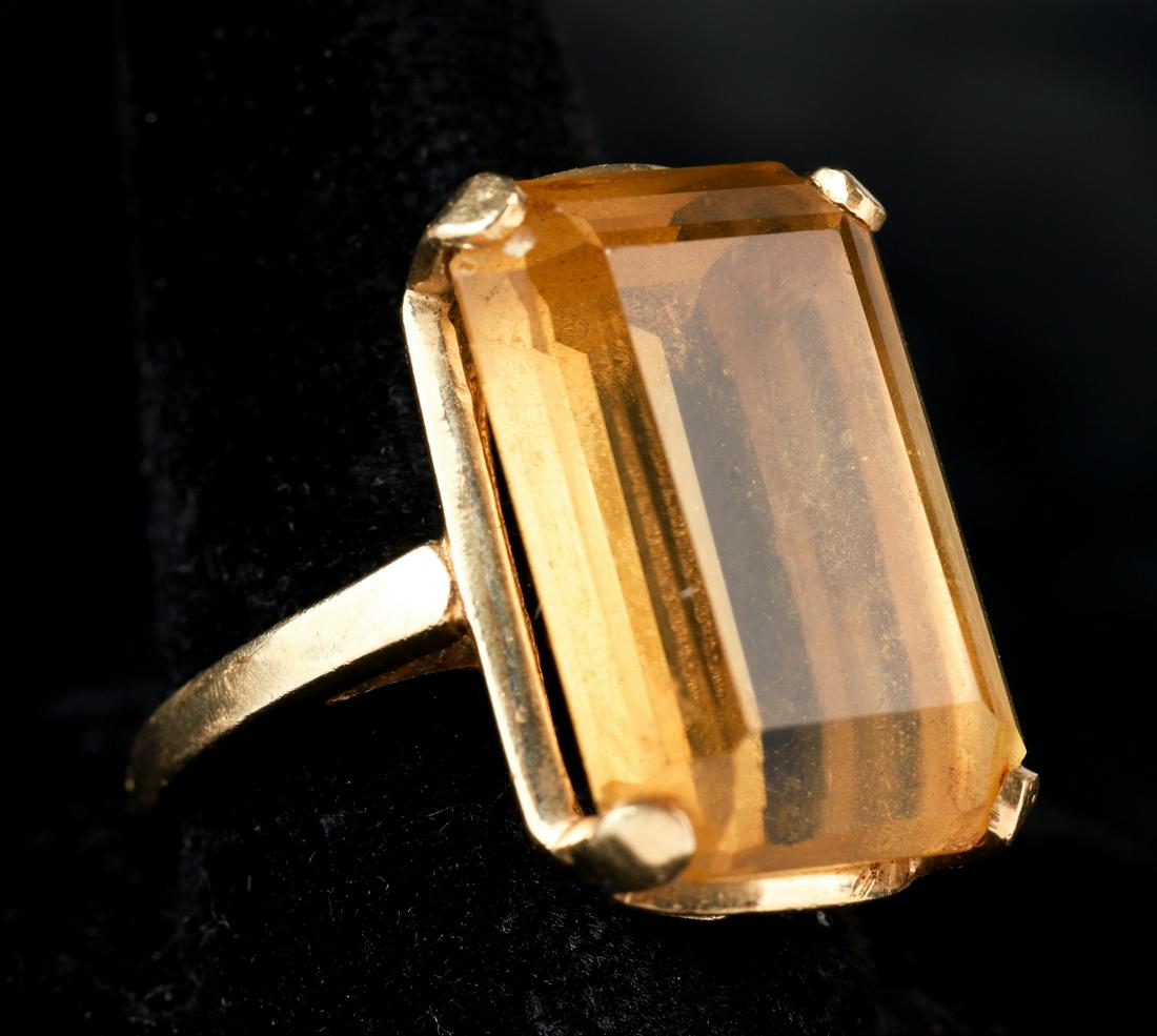 LADIES 14k GOLD EMERALD CUT CITRINE COCKTAIL RING (1 of 6)