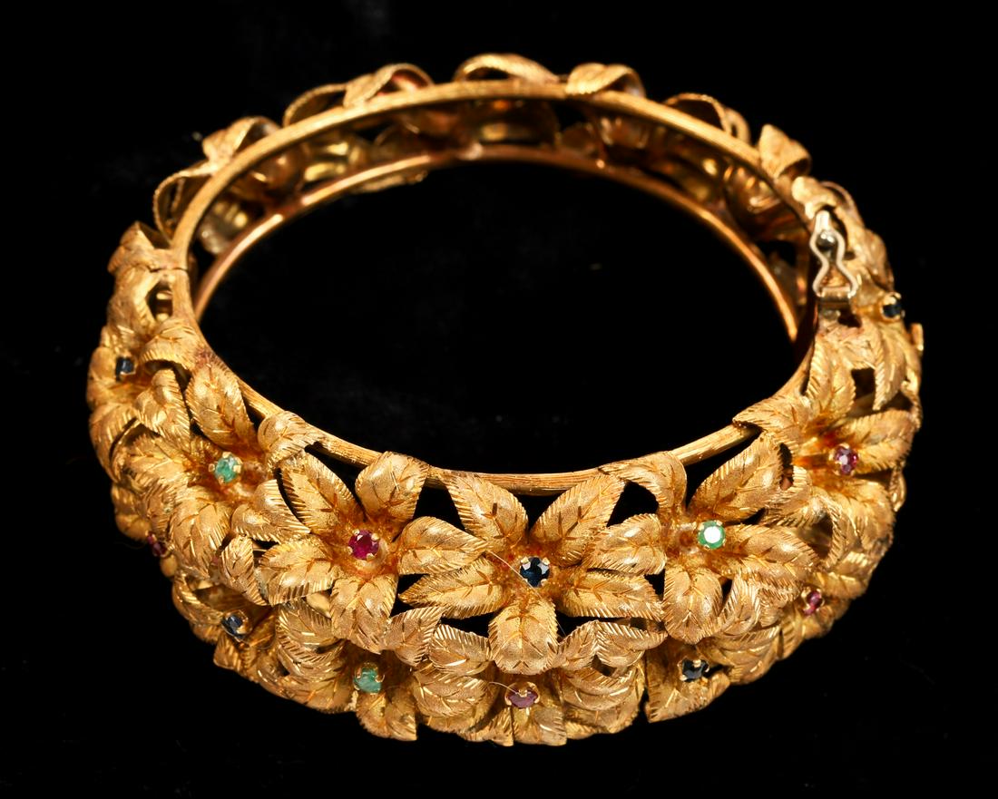 BEJEWELED 18k GOLD HINGED FLORAL BANGLE BRACELET (1 of 7)