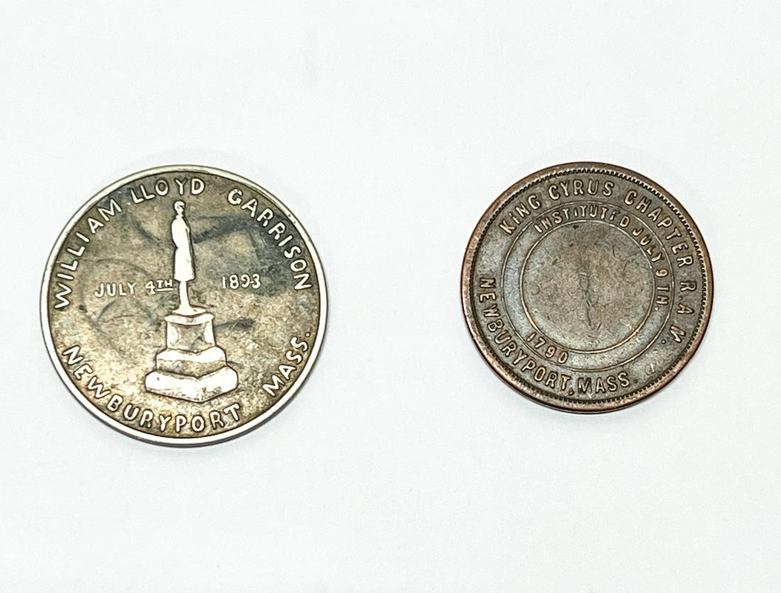 (2) NEWBURYPORT TOKENS: KING CYRUS & FRATERNAL: King Cyrus R.A.M Dated 1790 along with William Llyod Garrison token. Condition: Good. Wear to surface.